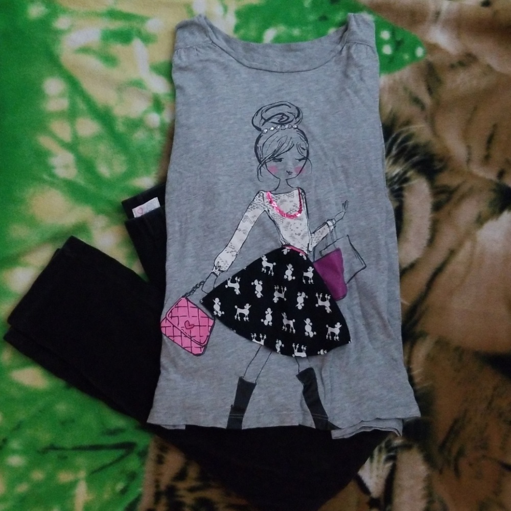 🧚‍♀️🧚‍♀️Cute Long Sleeve Top and Black Pant🧚‍♀️